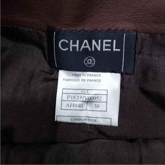 New CHANEL Brown Lambskin and Silk Wrap Skirt - Picture 5 of 11